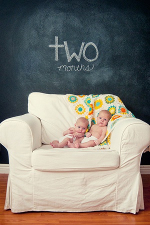 близнецы в 2 месяца